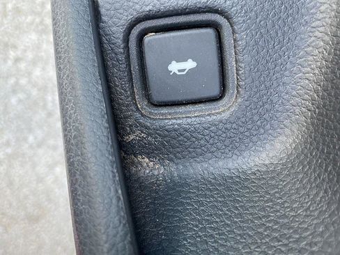 Used 2022 Honda Accord LX image 12