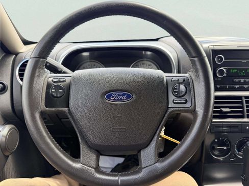 Used 2008 Ford Explorer Sport Trac XLT RWD image 24