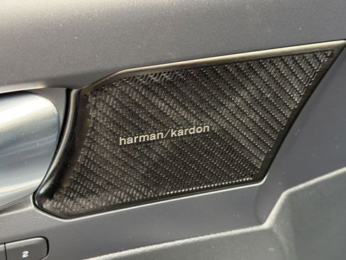 Used 2022 Volvo XC40 T5 R-Design w/ Advanced Package AWD/4WD image 20