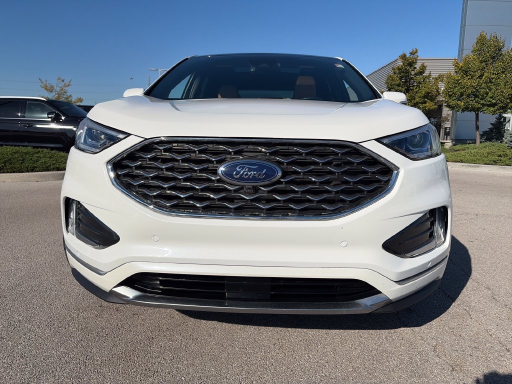 Used 2024 Ford Edge Titanium w/ Titanium Elite Package AWD/4WD image 2