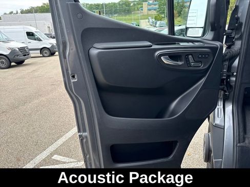 Used 2024 Mercedes-Benz Sprinter 3500 image 10