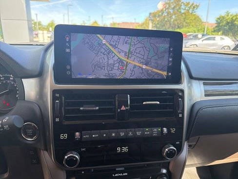 Certified 2023 Lexus GX 460 Premium w/ Premium Package AWD/4WD image 29