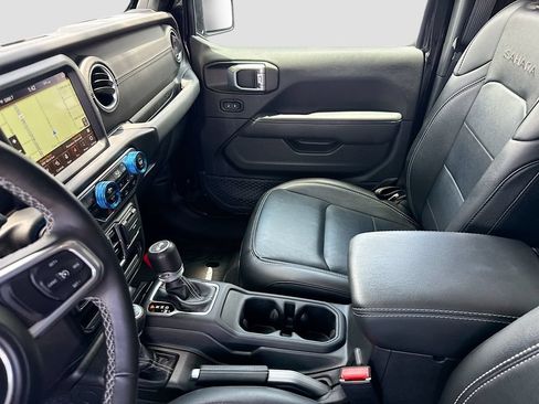 Used 2023 Jeep Wrangler Unlimited Sahara w/ Cold Weather Group AWD/4WD image 26