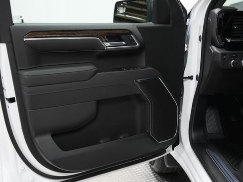 New 2026 GMC Sierra 1500 Elevation image 22