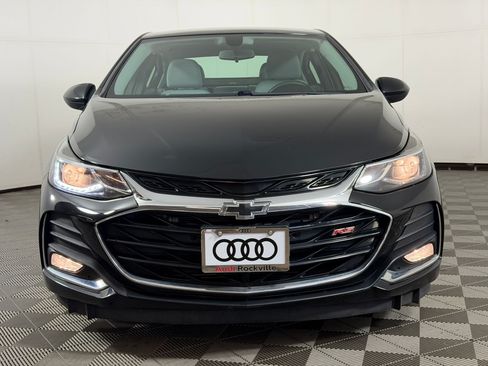Used 2019 Chevrolet Cruze LT w/ Convenience Package FWD image 6