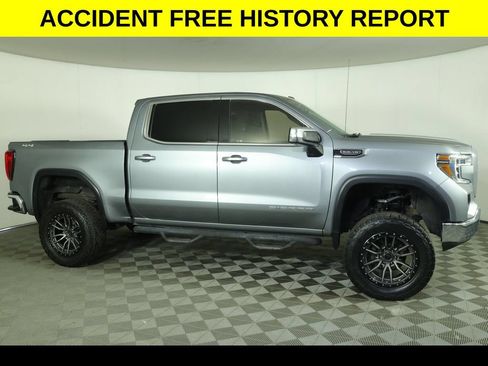 Used 2019 GMC Sierra 1500 SLE w/ SLE Value Package AWD/4WD image 2