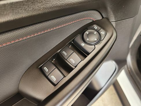 Used 2023 Chevrolet TrailBlazer RS FWD image 25