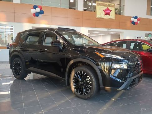 New 2026 Nissan Rogue SV FWD image 2