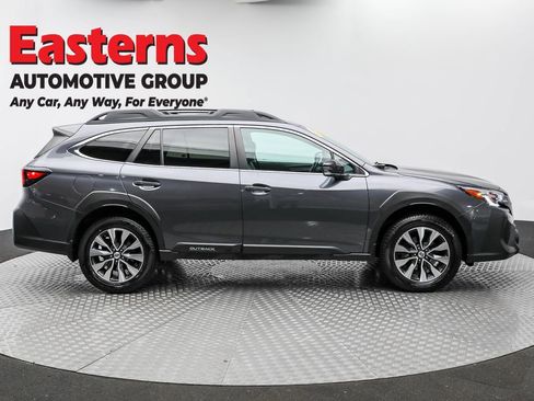 Used 2023 Subaru Outback Limited XT image 4