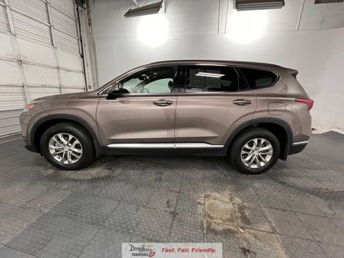 Used 2019 Hyundai Santa Fe SEL FWD image 4