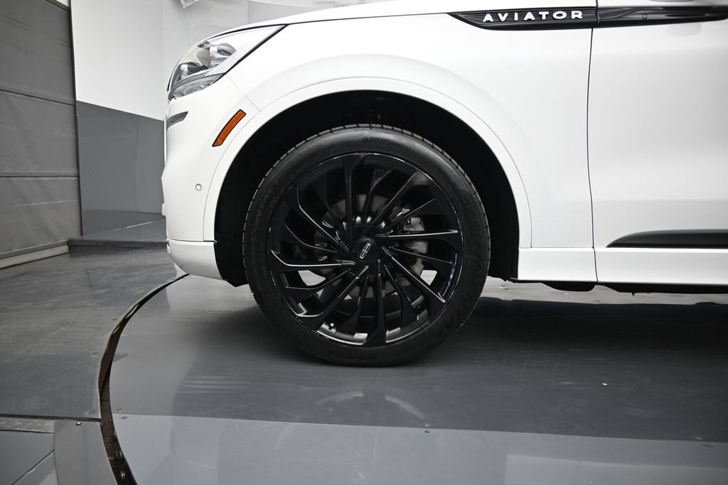 Used 2023 Lincoln Aviator Black Label w/ Jet Package AWD/4WD image 29