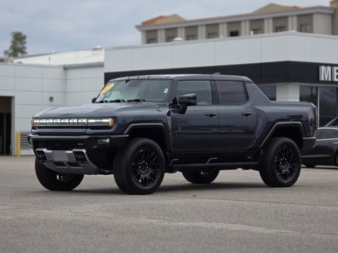 Used 2025 GMC Hummer EV 3X w/ LPO, Dark Essentials Package image 3