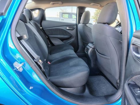 Used 2016 Dodge Dart SE w/ Convenience Group image 14