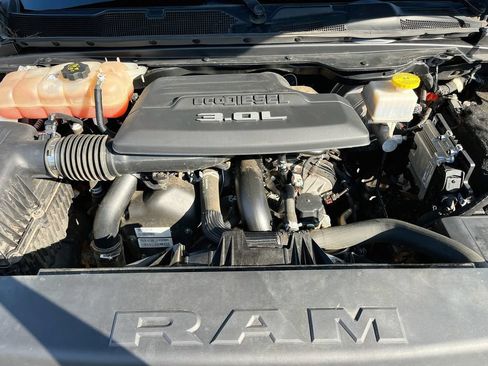 Used 2022 RAM 1500 Laramie RWD image 10