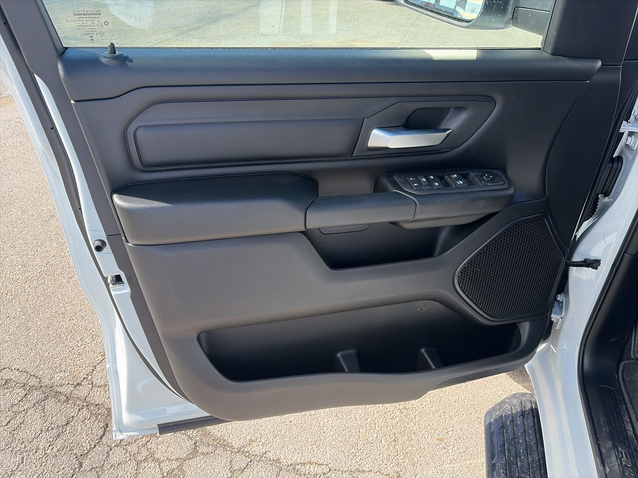 New 2027 RAM 1500 Express AWD/4WD image 12