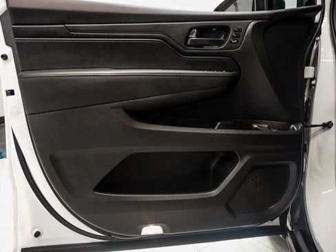 Used 2025 Honda Odyssey EX-L image 34