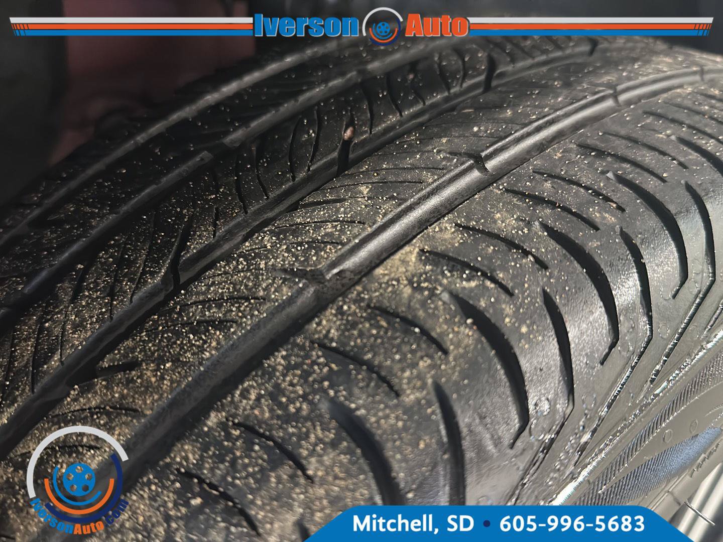 Used 2025 Jeep Compass Limited AWD/4WD image 11