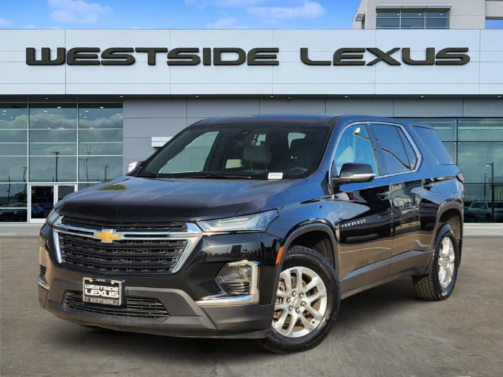 Used 2023 Chevrolet Traverse LS w/ Safety Package FWD image 1