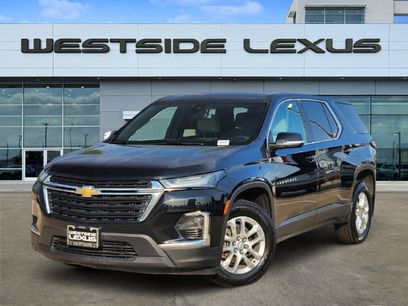 Used 2023 Chevrolet Traverse LS w/ Safety Package