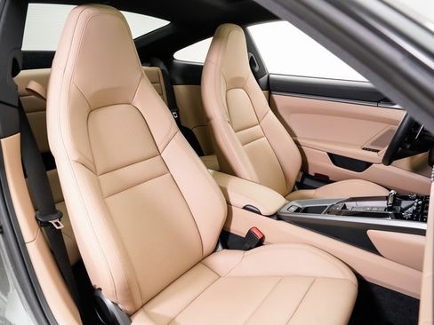 Used 2023 Porsche 911 Carrera image 28