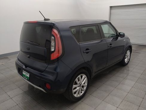Used 2019 Kia Soul + FWD image 9