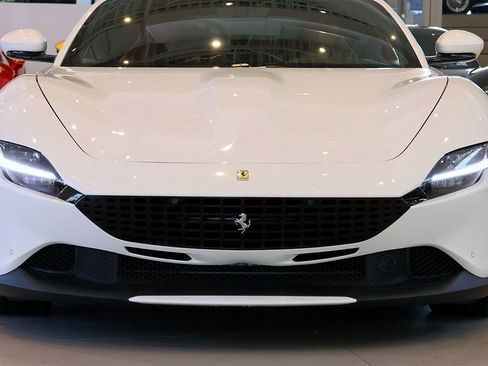 Used 2021 Ferrari Roma RWD image 71