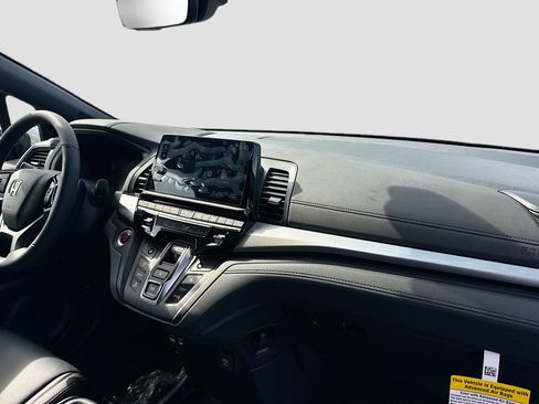 New 2026 Honda Odyssey Sport-L image 24