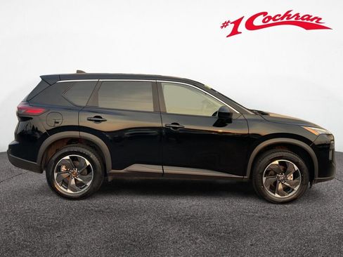 Used 2024 Nissan Rogue SV AWD/4WD image 28