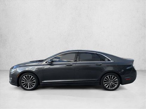 Used 2017 Lincoln MKZ Premiere image 9
