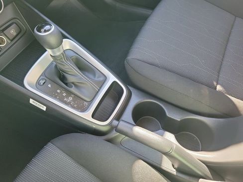 New 2026 Hyundai Venue SE image 12