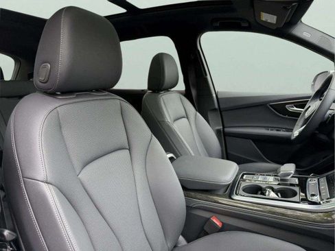 Certified 2025 Audi Q7 3.0T Premium Plus w/ Premium Plus Package AWD/4WD image 32
