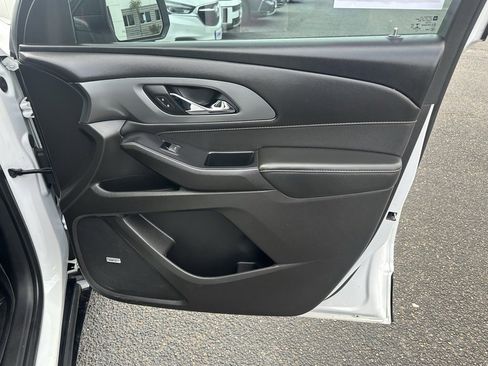 Used 2021 Chevrolet Traverse Premier w/ Redline Edition image 22