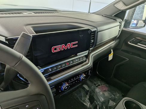 New 2026 GMC Sierra 2500 SLE w/ SLE Value Package; image 21