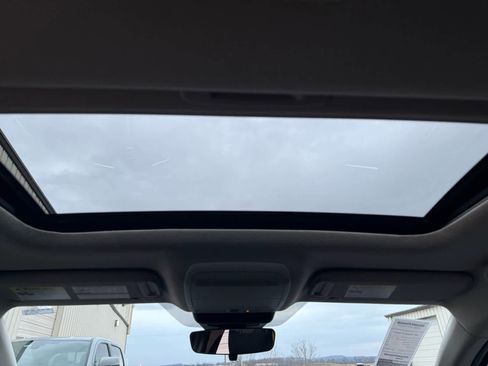 Certified 2025 MAZDA CX-30 AWD 2.5 S w/ Premium Package image 18