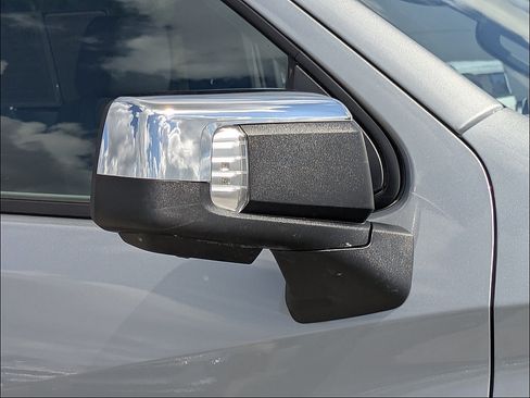 Used 2026 Chevrolet Silverado 1500 LT w/ Safety Package RWD image 13