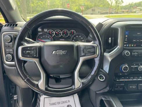 Used 2020 Chevrolet Silverado 1500 RST AWD/4WD image 15