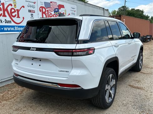 New 2025 Jeep Grand Cherokee Limited w/ Trailer Tow Package image 3