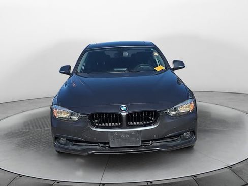 Used 2017 BMW 320i Sedan image 8