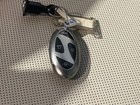 Used 2025 Hyundai Santa Fe SEL image 23