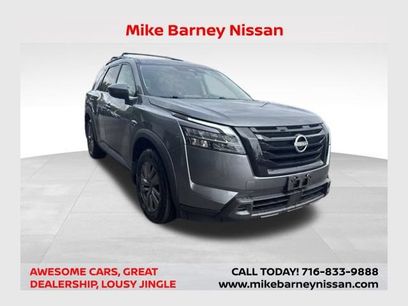 Used 2023 Nissan Pathfinder SV w/ SV Premium Package