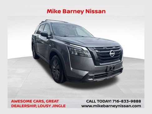Used 2023 Nissan Pathfinder SV w/ SV Premium Package AWD/4WD image 1