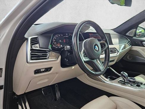 Used 2020 BMW X7 M50i AWD/4WD image 8