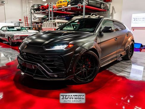 Used 2020 Lamborghini Urus AWD/4WD image 1