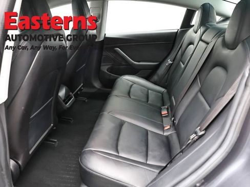 Used 2018 Tesla Model 3 Long Range AWD/4WD image 16