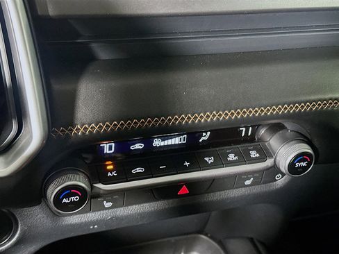 Used 2025 MAZDA CX-50 AWD 2.5 Hybrid w/ Premium Pkg image 22