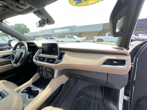 Certified 2022 Chevrolet Suburban Premier AWD/4WD image 30