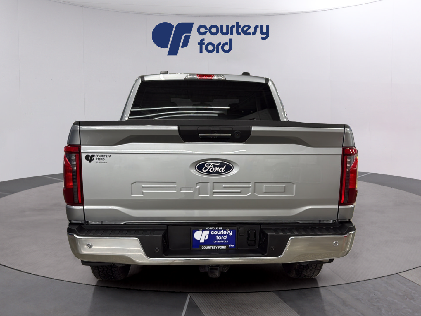 Certified 2024 Ford F150 XLT w/ Mobile Office Package AWD/4WD image 6