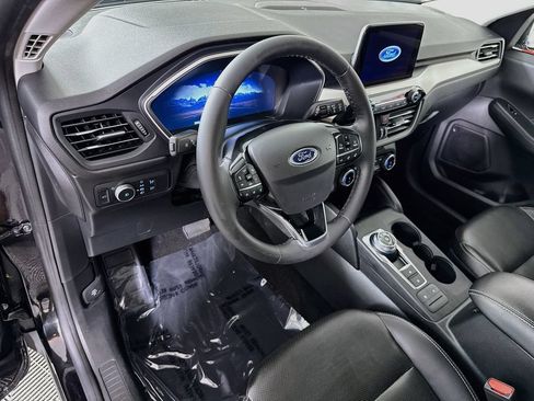 Used 2022 Ford Escape SEL w/ Technology Package AWD/4WD image 19