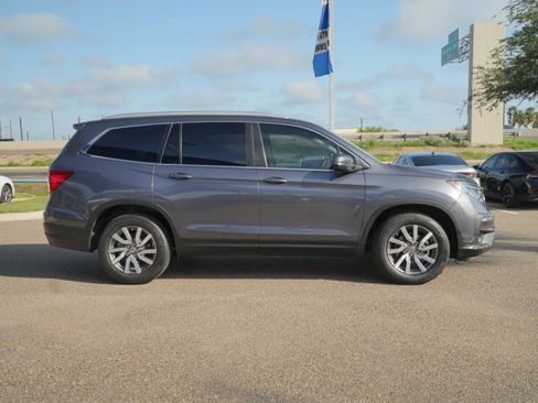 Used 2022 Honda Pilot EX-L image 4