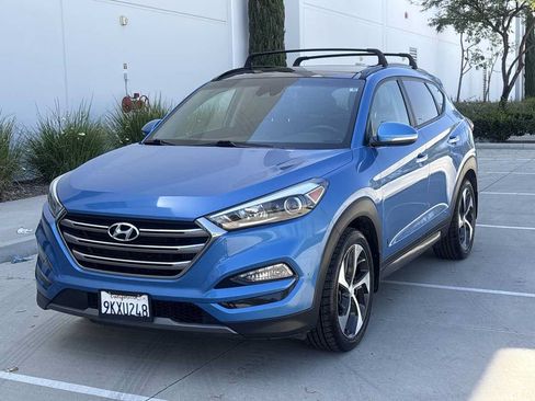 Used 2016 Hyundai Tucson Limited w/ Option Group 03 FWD image 7